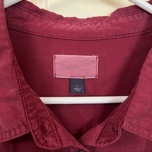 Universal Thread cargo style button down